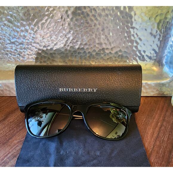 Burberry Authentic Black Framed Sunglasses - Picture 2 of 5